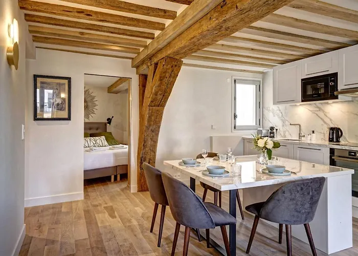 Du Louvre St Honore アパート