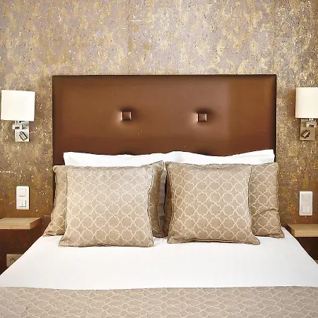 Du Louvre St Honore *