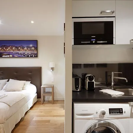 Appartement Du Louvre St Honoré *