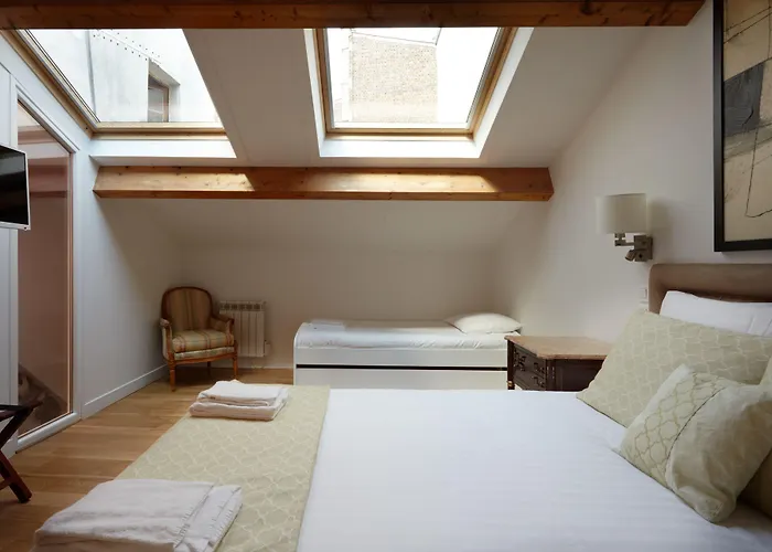 Du Louvre St Honore Daire *