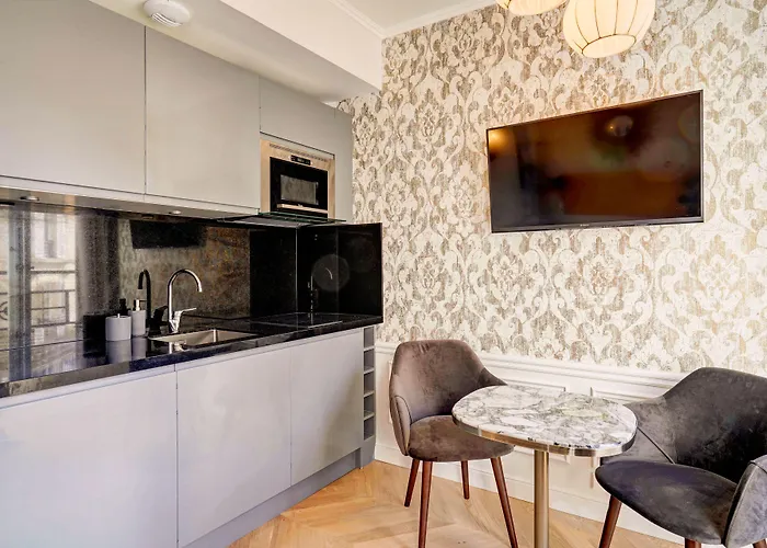 Daire Du Louvre St Honore