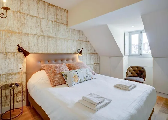 Daire Du Louvre St Honore