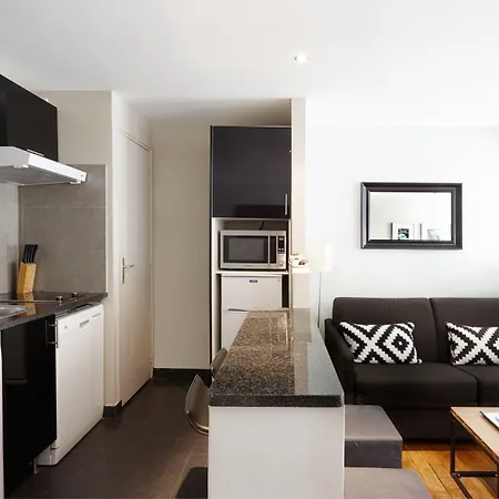 Apartment Du Louvre St Honore Paris