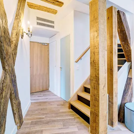 Du Louvre St Honore *